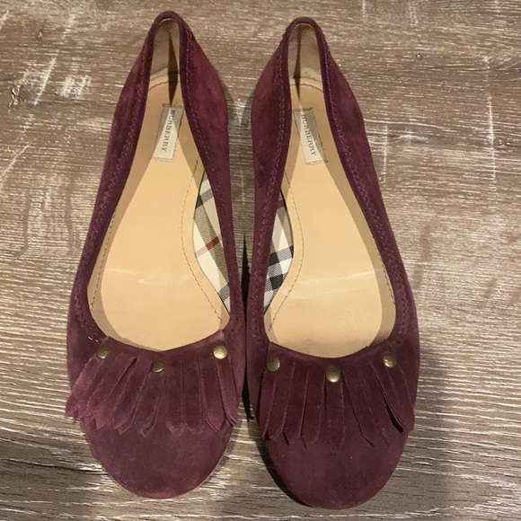 Authentic Burberry suede flats - Picture 1 of 7